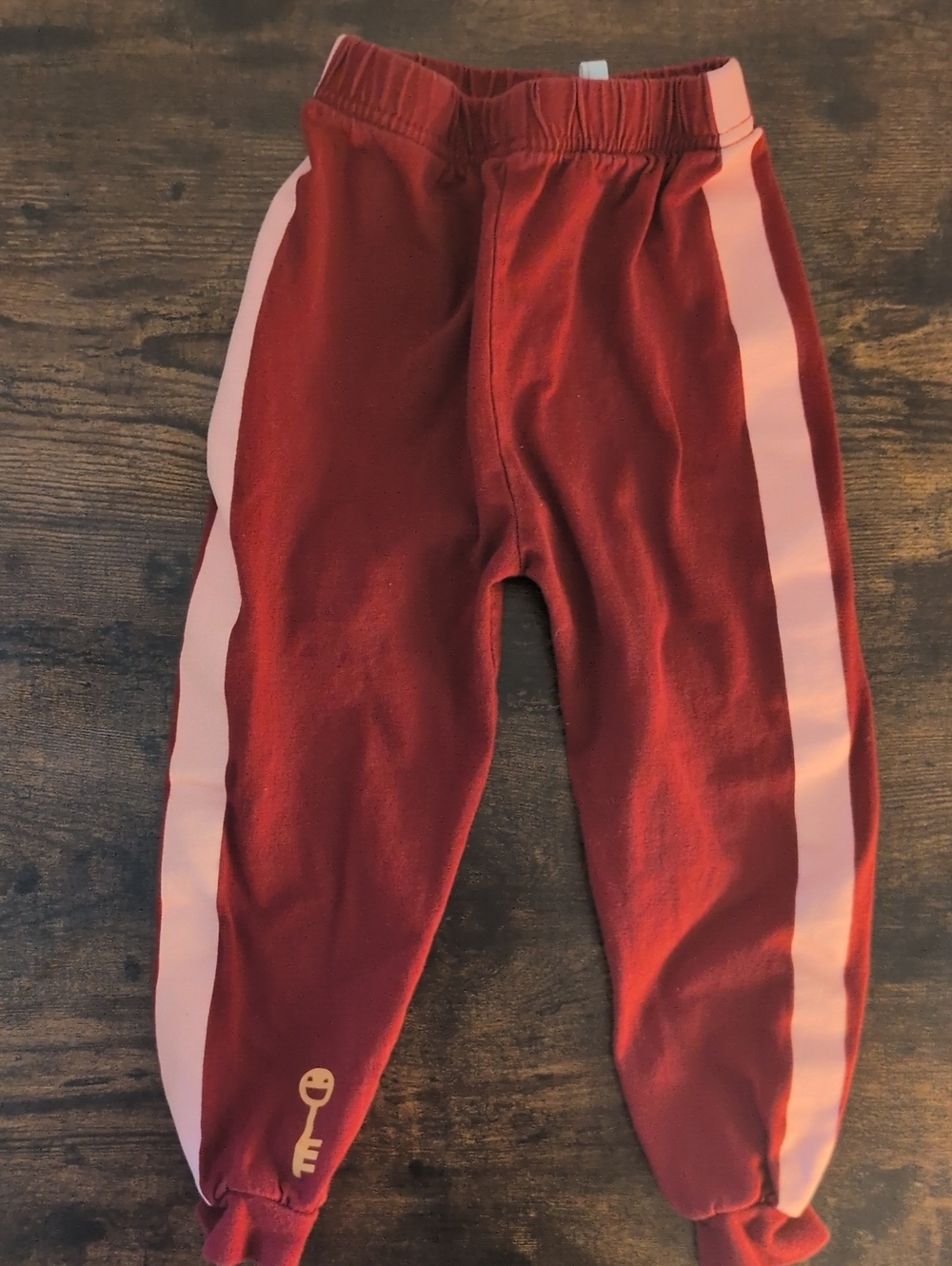 5/$25 Passe-partout Burgundy Joggers with Pink Side Stripes 1/2